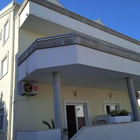 Apartments Blazenka 特罗吉尔 外观 照片