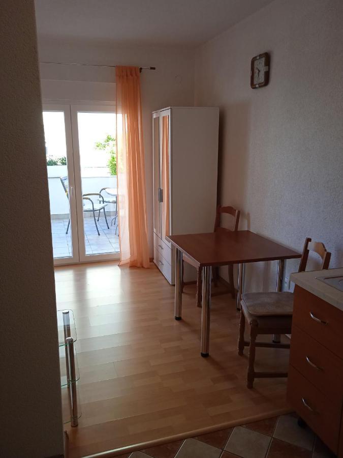 Apartments Blazenka 特罗吉尔 外观 照片