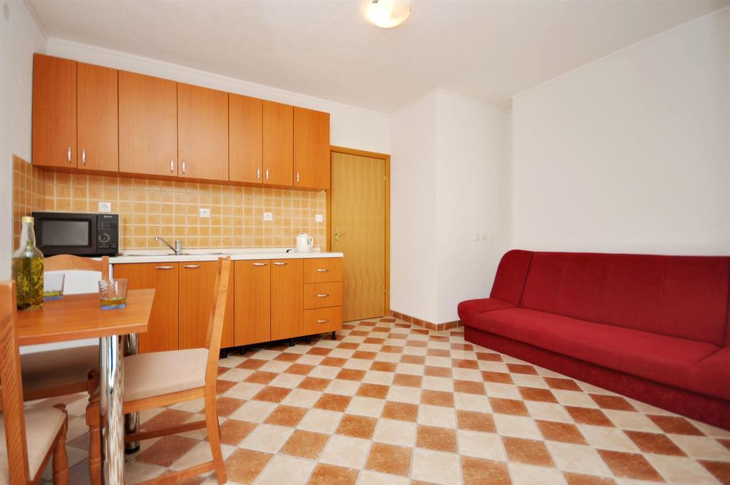 Apartments Blazenka 特罗吉尔 外观 照片